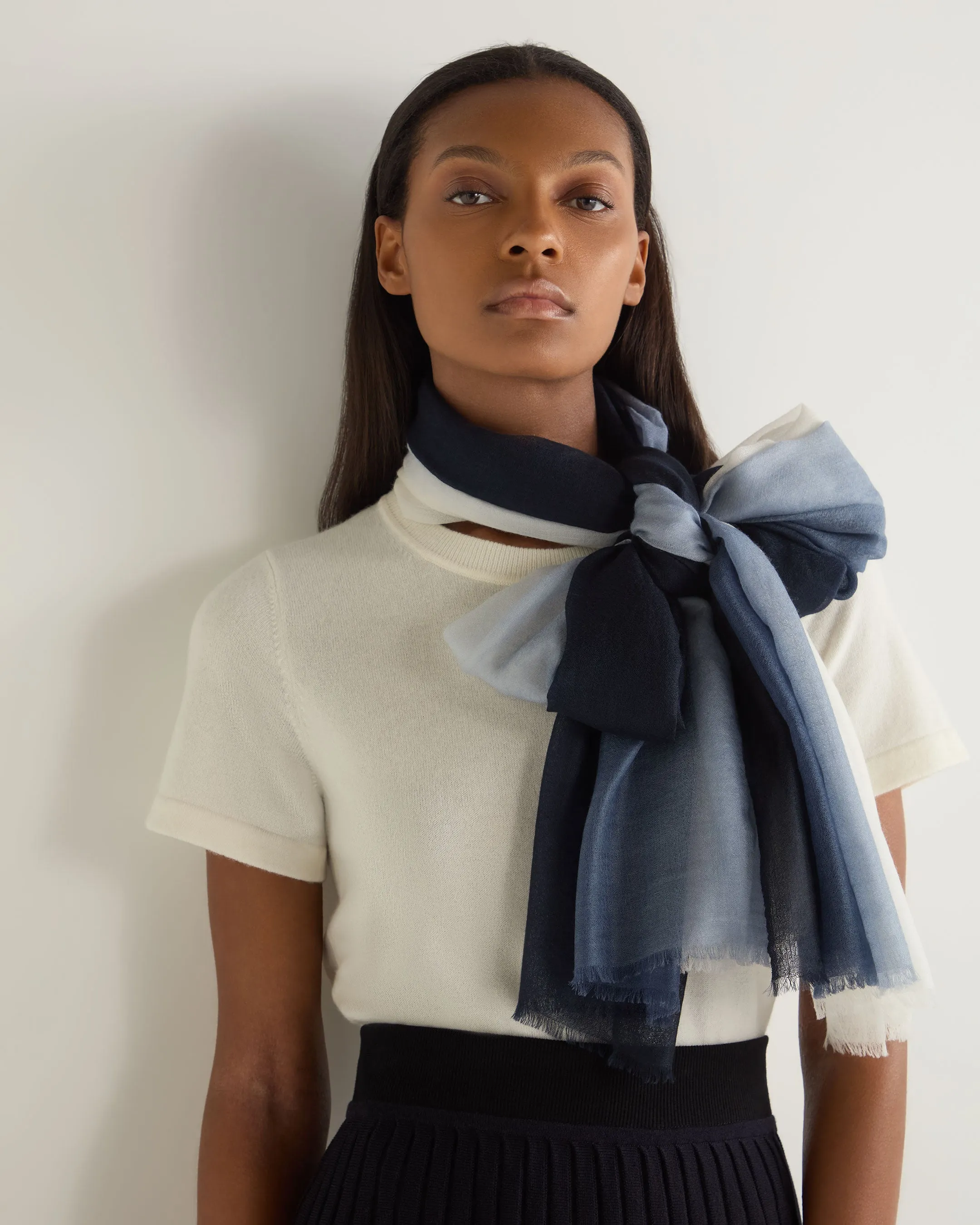 Women's Dip Dye Cashmere Scarf Navy Blue